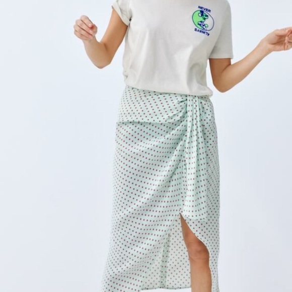 Zara Polka Dot Satin Midi skirt - Picture 2 of 5